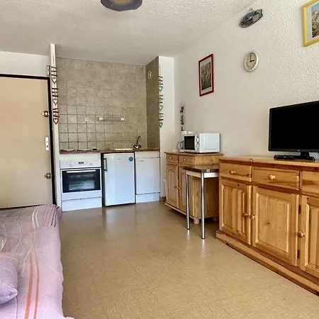 2 Pieces Avec Piscine, Parking, A 400m De La - - Fr-1-225-629 Apartman