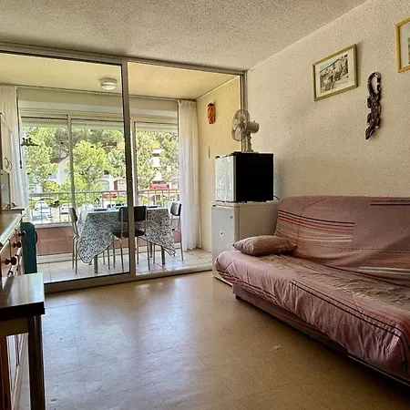 2 Pieces Avec Piscine, Parking, A 400m De La - - Fr-1-225-629 شقة